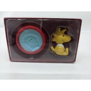 Peanuts - Woodstock in Water Dish - Salt and Pepper Shaker